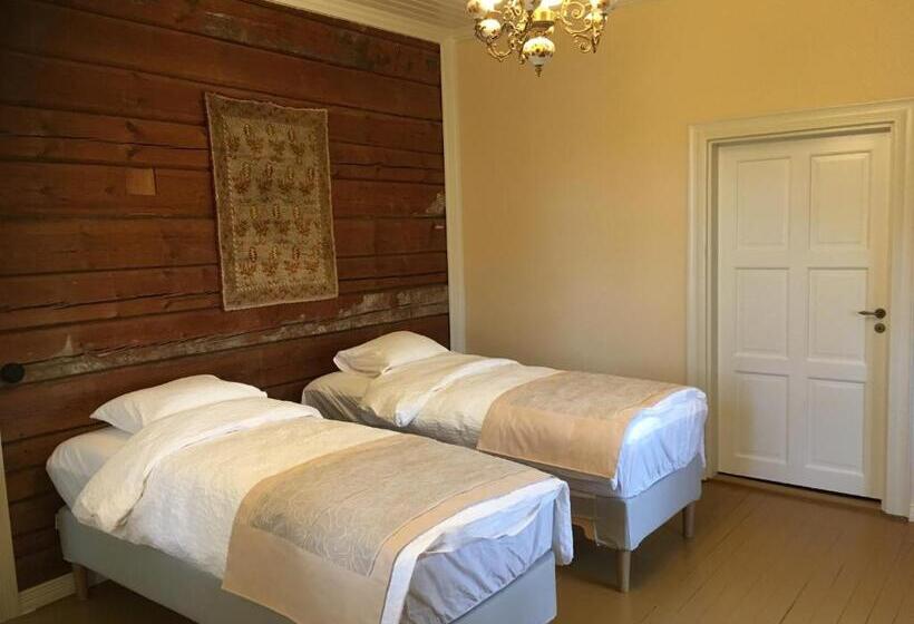 ペンション Guesthouse Kumpunen