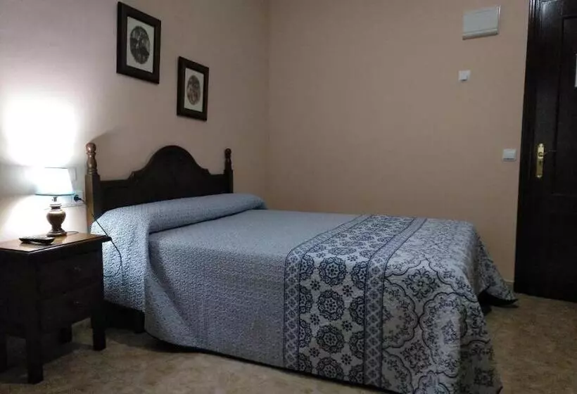 ペンション Hostal El Polígono