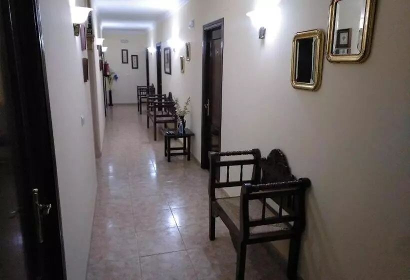 ペンション Hostal El Polígono