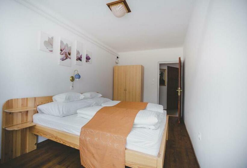 بنسيون Jerry Apartman