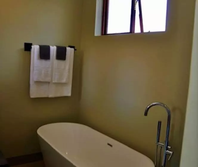 ペンション La Lechere Guest House