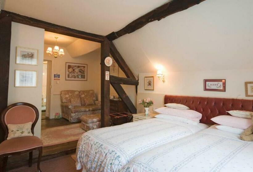 بنسيون Park Cottage