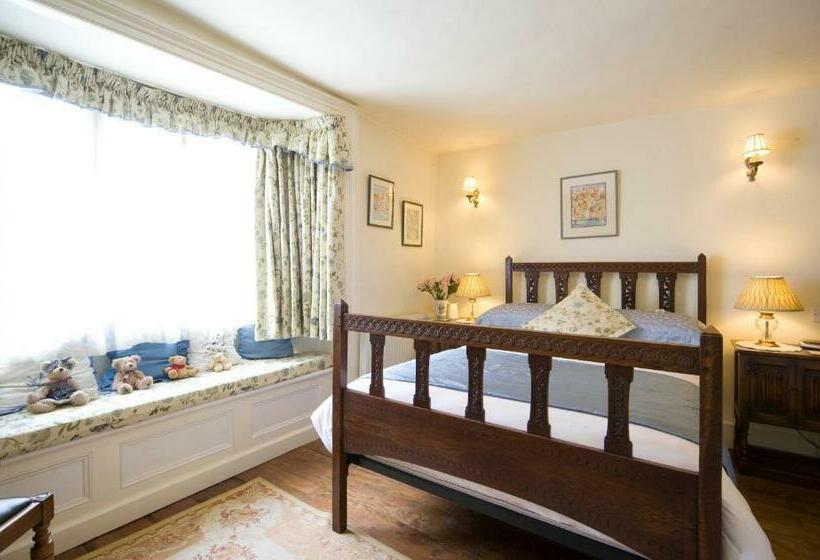 بنسيون Park Cottage