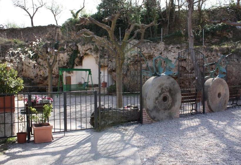 پانسیون Raco Del Tosca