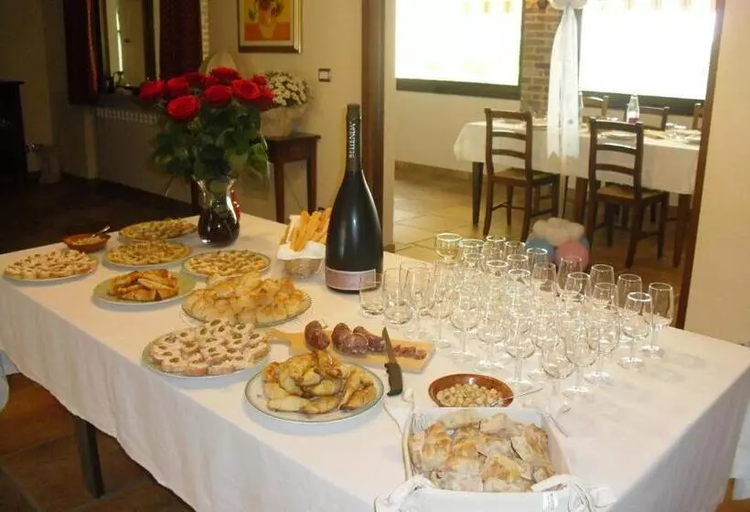 Majatalo Rosso Di Sera