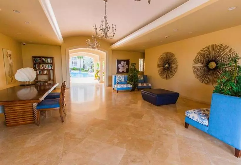 The Venetian On Grace Bay