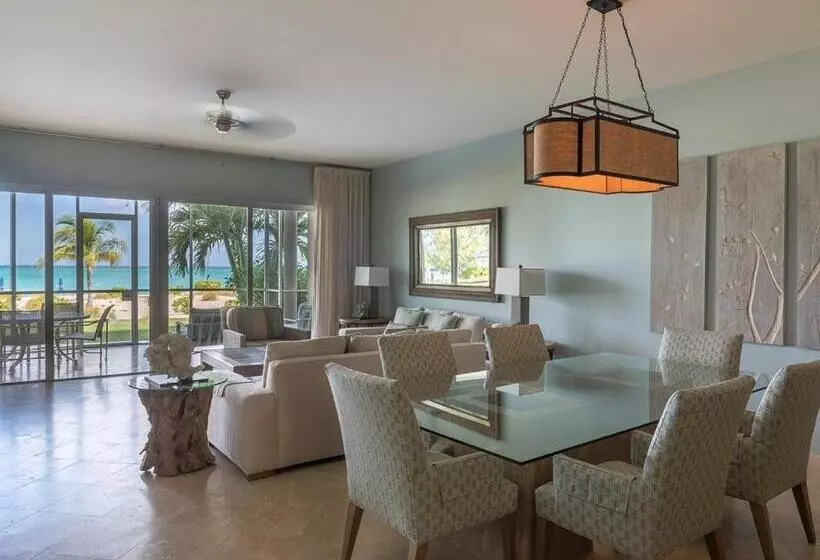 The Venetian On Grace Bay