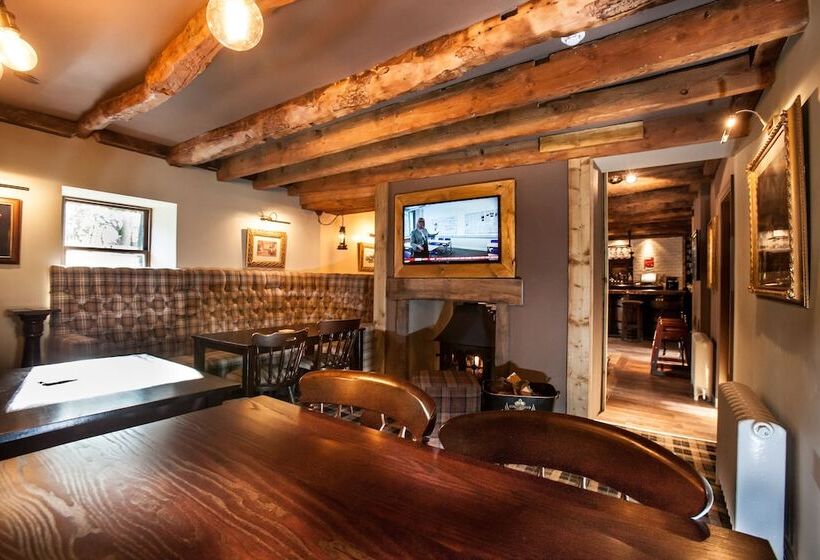 فندق صغير Black Bull Inn, Moffat