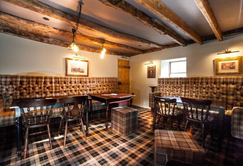فندق صغير Black Bull Inn, Moffat