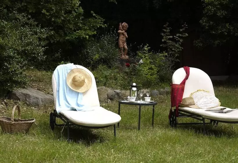 ホテル Pieve Di Caminino Historic Farm