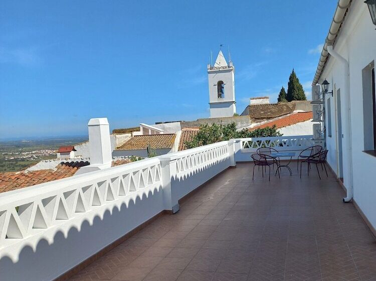 פנסיון Casa Dona Antonia Monsaraz