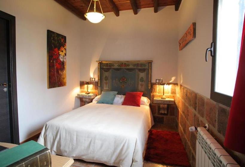 פנסיון Douris Temple