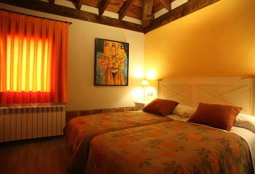 פנסיון Douris Temple