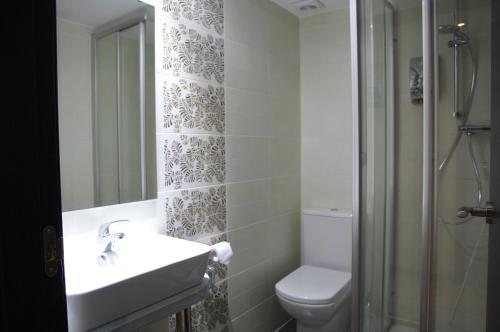 פנסיון Douris Temple