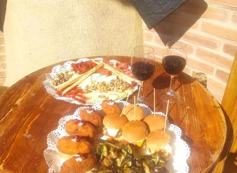 ペンション Hostal La Cepa