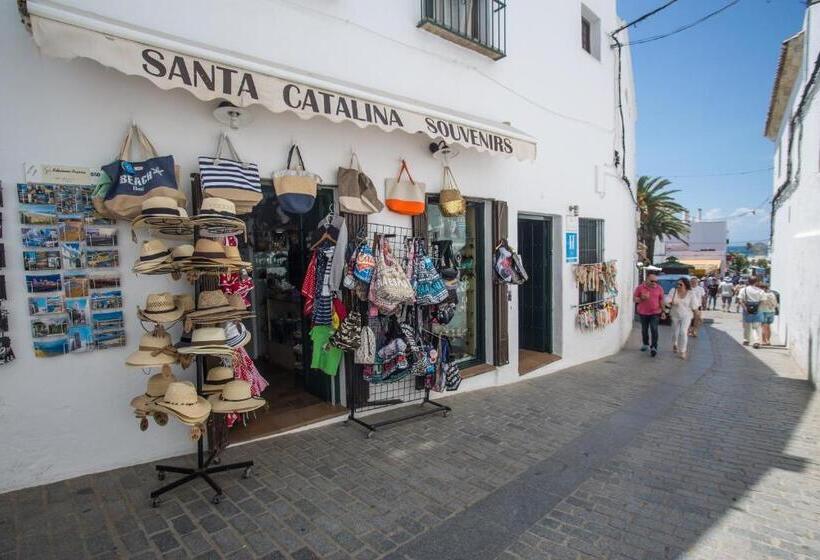 پانسیون Hostal Santa Catalina
