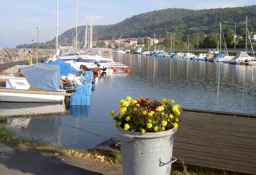 Pensão Huskvarna Hotell & Vandrarhem