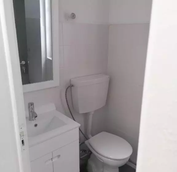 پانسیون Peters Guesthouse