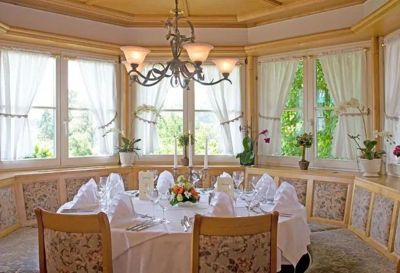 ペンション Restaurant Walserhof