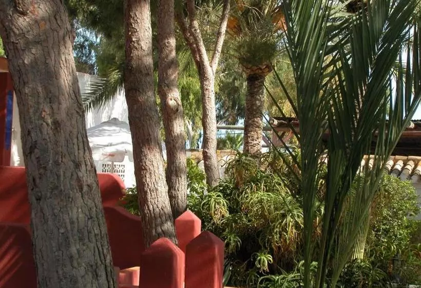 Lomakeskus Apartamentos Oasis De Las Palmeras