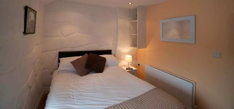 هاستل Finn Maccools Public House & Guest Inn