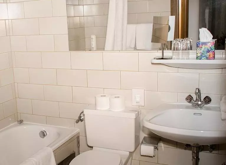 Retkeilymaja Gasthof Hohlwegwirt