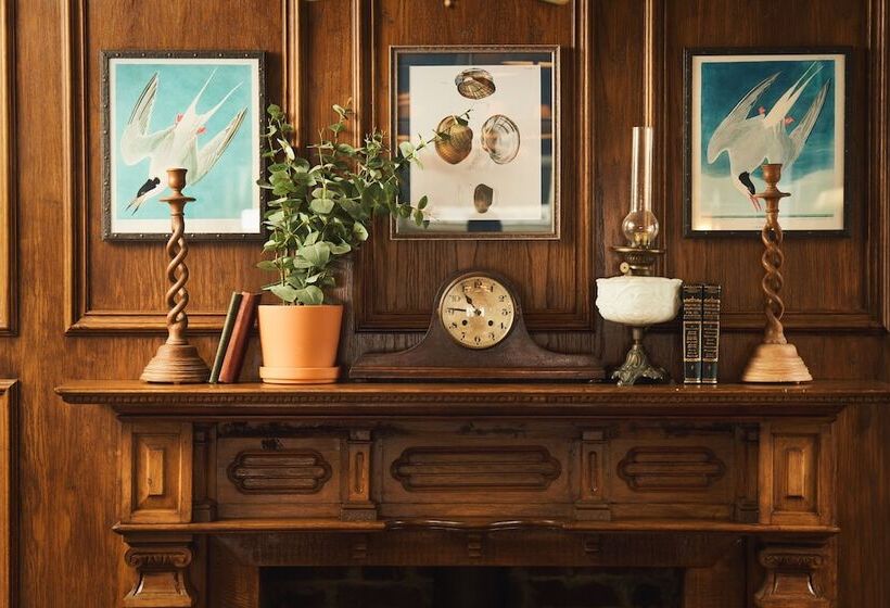 فندق صغير The Rising Sun