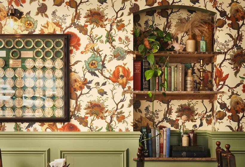 فندق صغير The Rising Sun