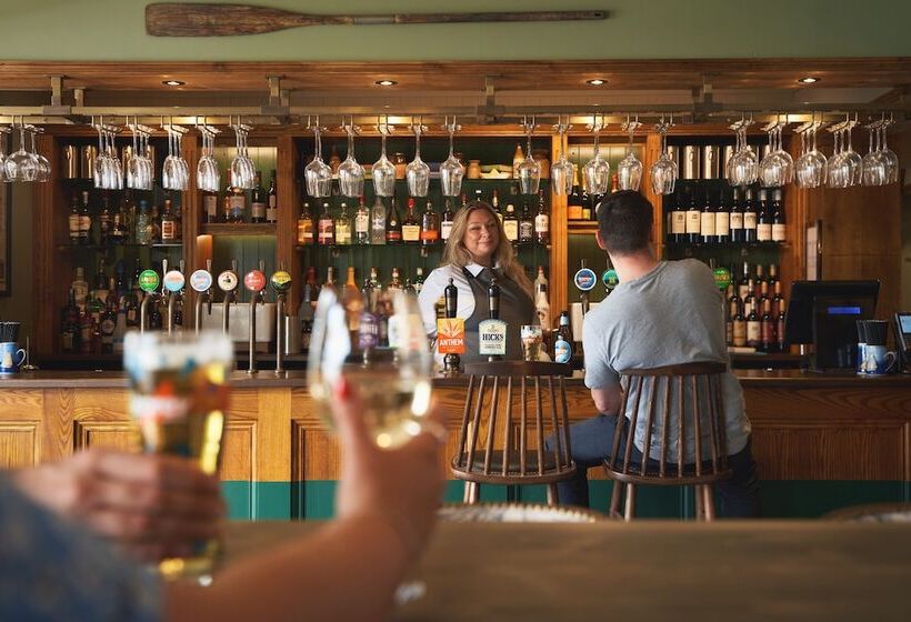 فندق صغير The Rising Sun