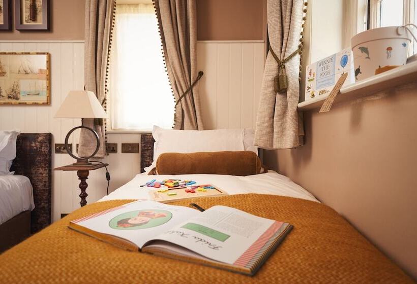 فندق صغير The Rising Sun