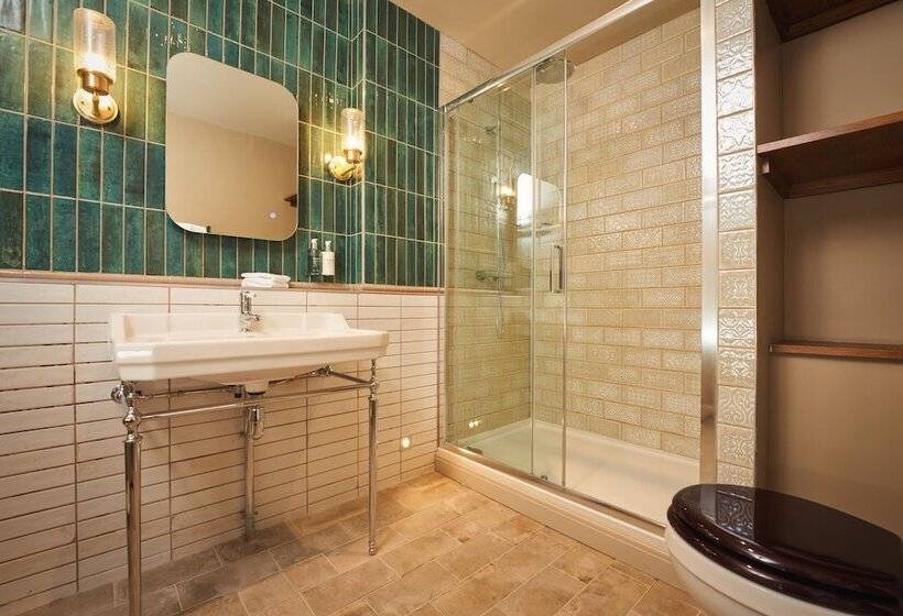 فندق صغير The Rising Sun