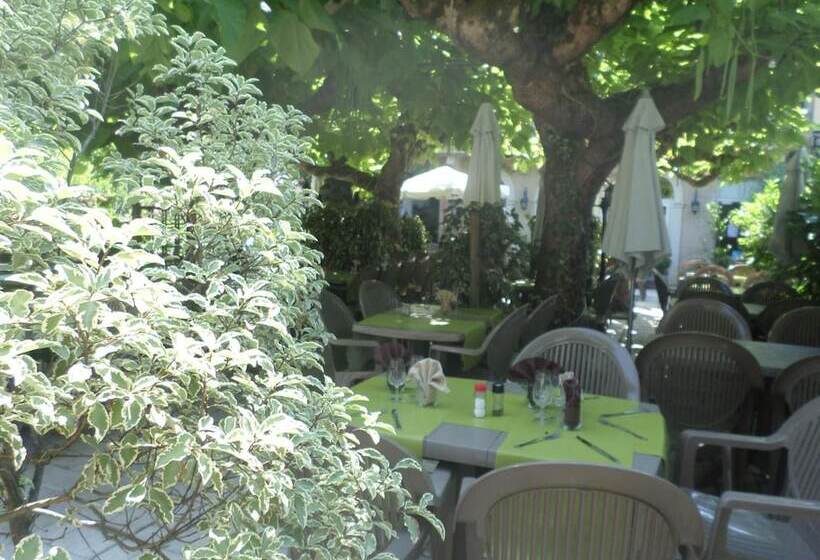 Appart'hôtel Les Tilleuls