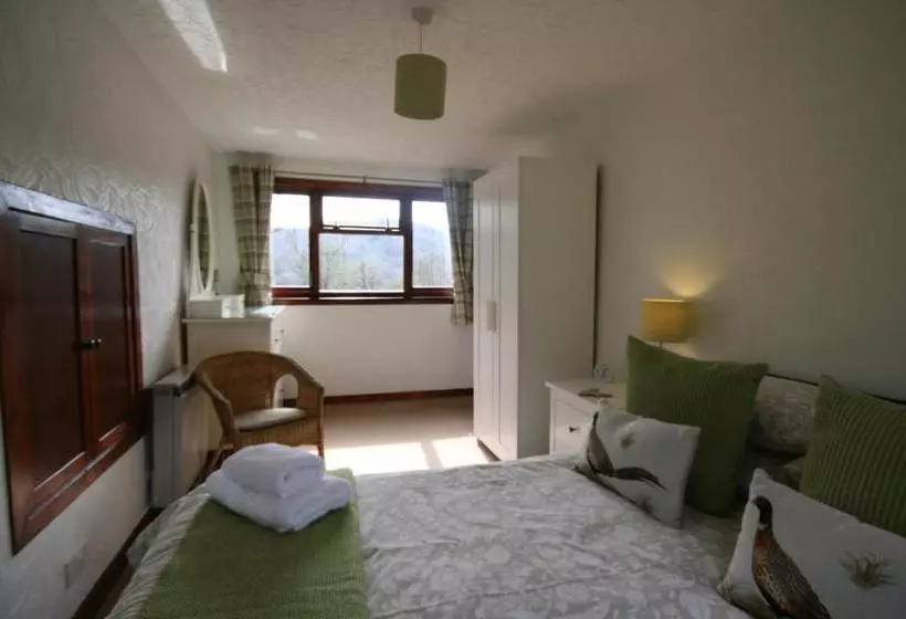 هتل Highgarry Cottage
