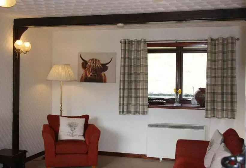 هتل Highgarry Cottage