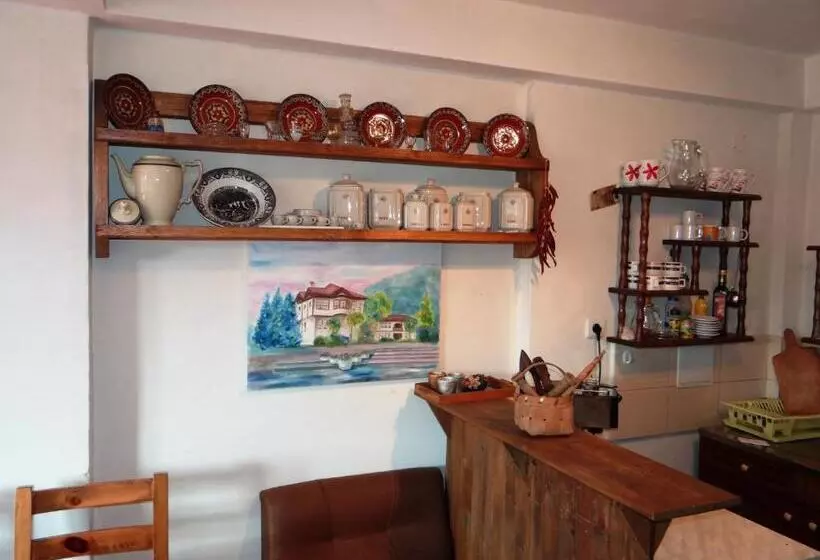 ペンション Chardaka Guest House