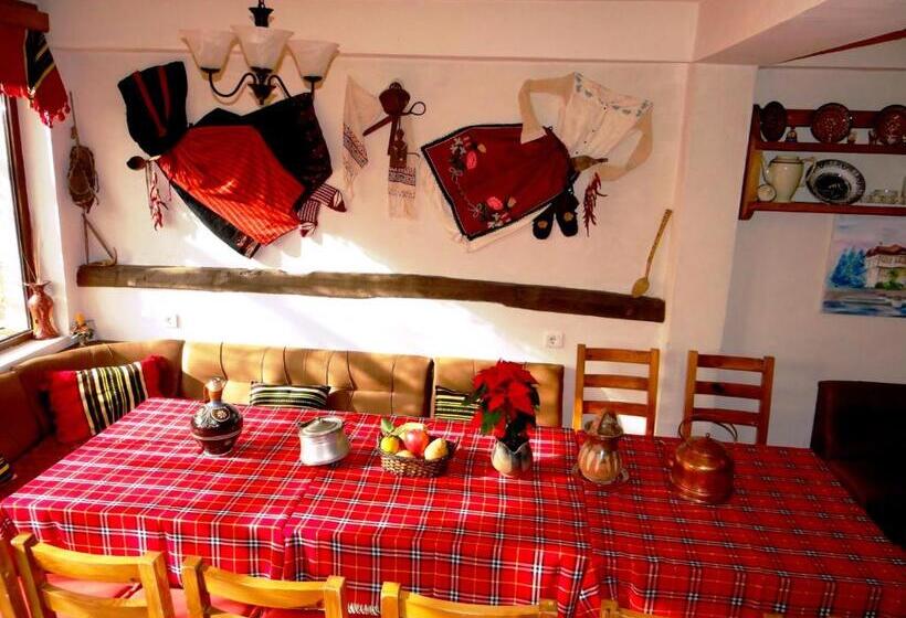 Пансион Chardaka Guest House