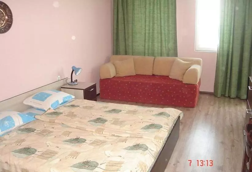 پانسیون Guest House Rusalka