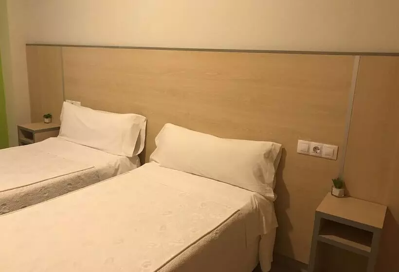 ペンション Hostal Manuela