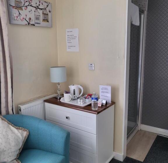 פנסיון The Bluebell Guest House