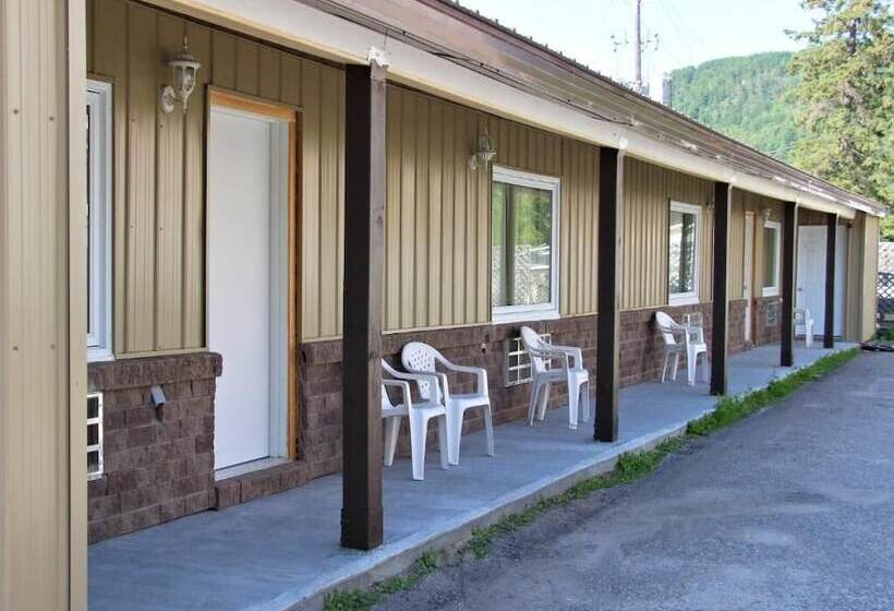 旅馆 Le Voyageur Inn