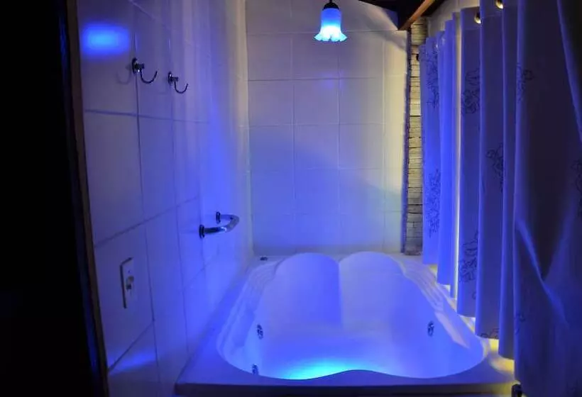 ユースホステル Pousada Villa Das Pedras