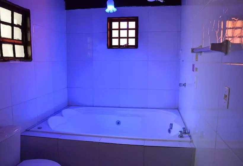 ユースホステル Pousada Villa Das Pedras