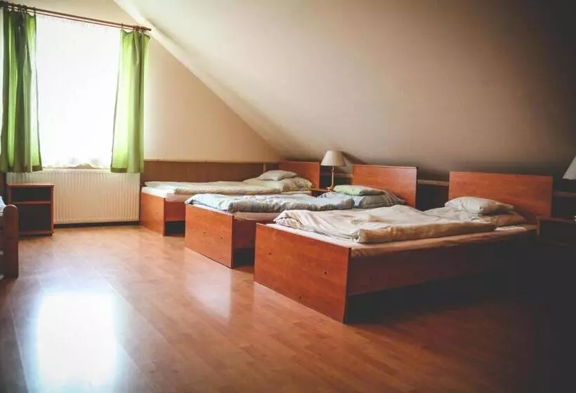 Majatalo Borostyánkert étterem & Vendégház