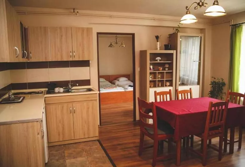 Majatalo Borostyánkert étterem & Vendégház