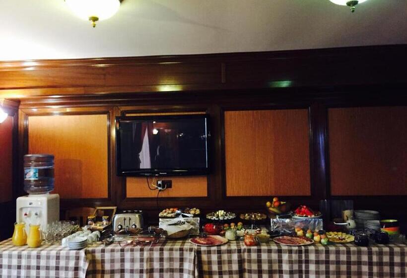 پانسیون Casa Iacob