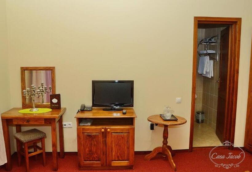 پانسیون Casa Iacob