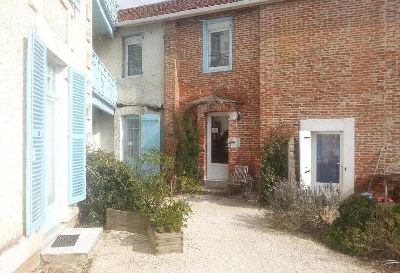 פנסיון La Ferme Antoinette