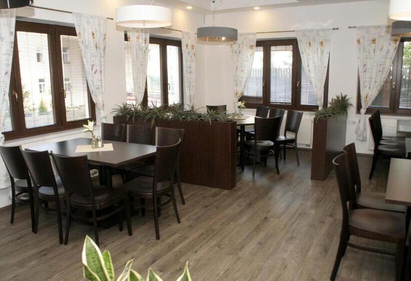 بنسيون Penzion Aladdin