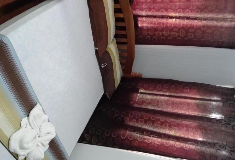 펜션 Puerto Apartments