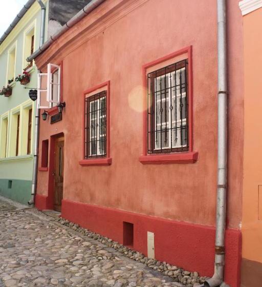 Pensiunea Lelila Inn